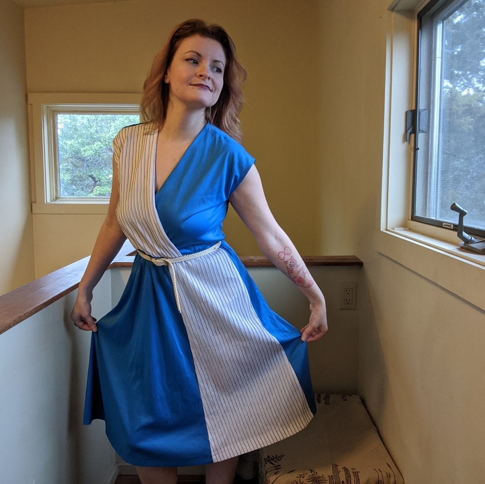 Vintage Day Dress - Picture 2 of 4